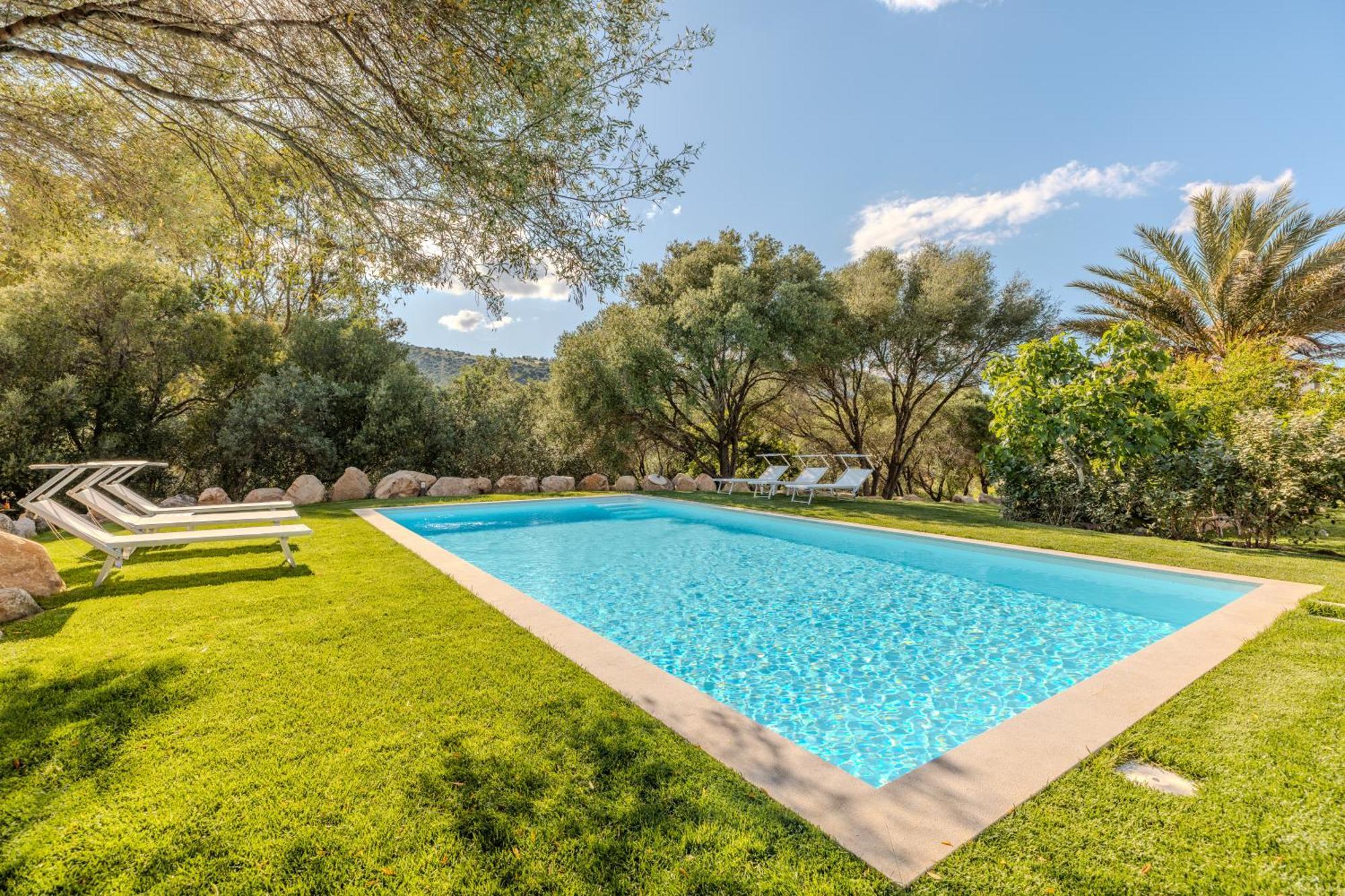 דירות Stazzo San Teodoro La Quercia Piscina Condivisa מראה חיצוני תמונה